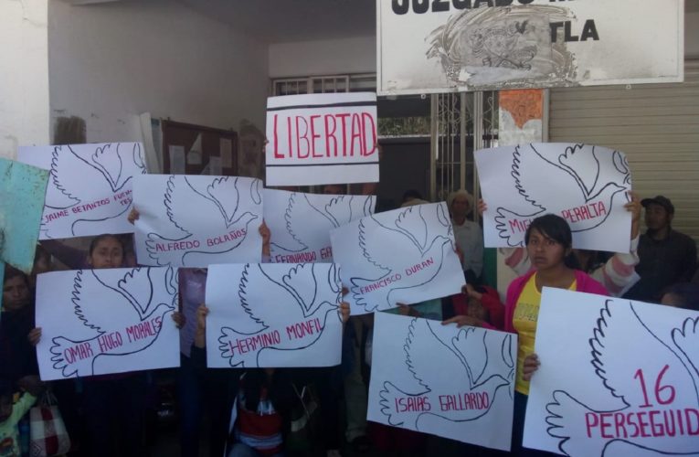 ¡No más discriminación a los presos indígenas de Eloxochitlán de Flores Magón